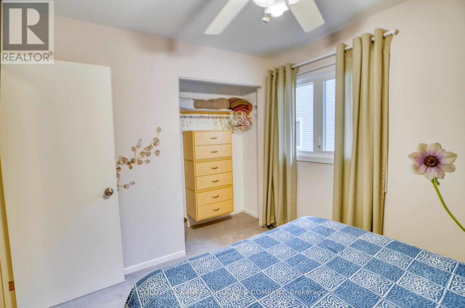 118 Robinson Avenue, Ottawa, ON - Indoor Photo Showing Bedroom