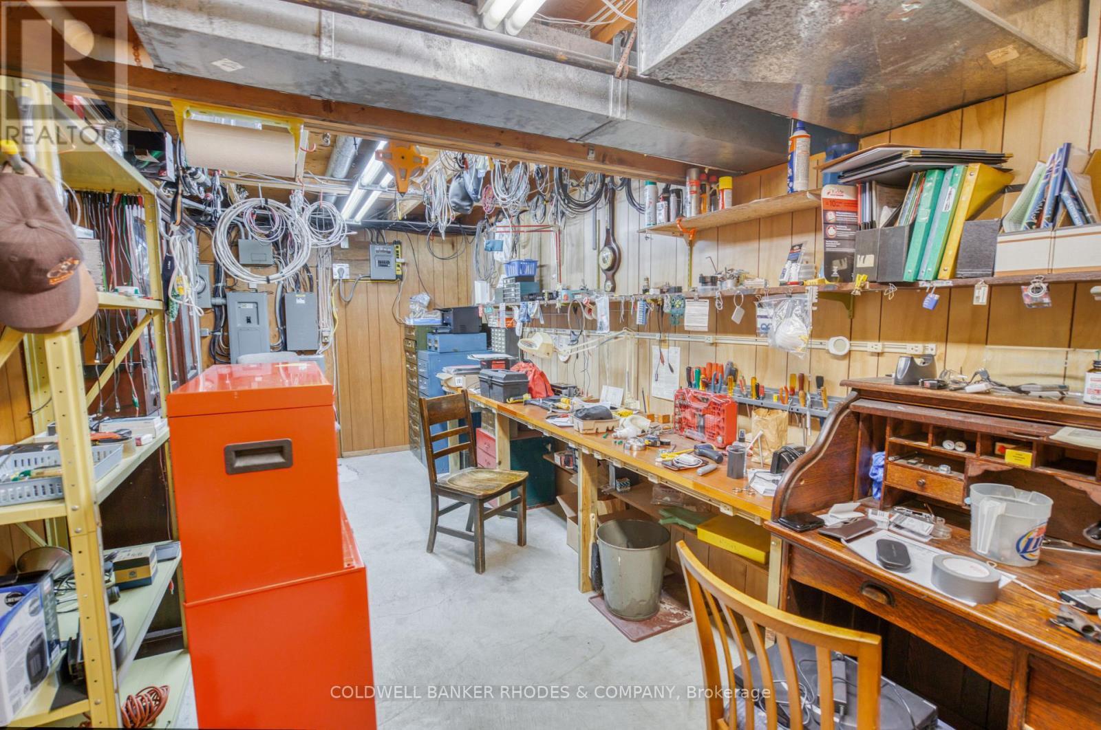 Basement workshop. - 118 Robinson Avenue, Ottawa, ON - Indoor Photo Showing Other Room