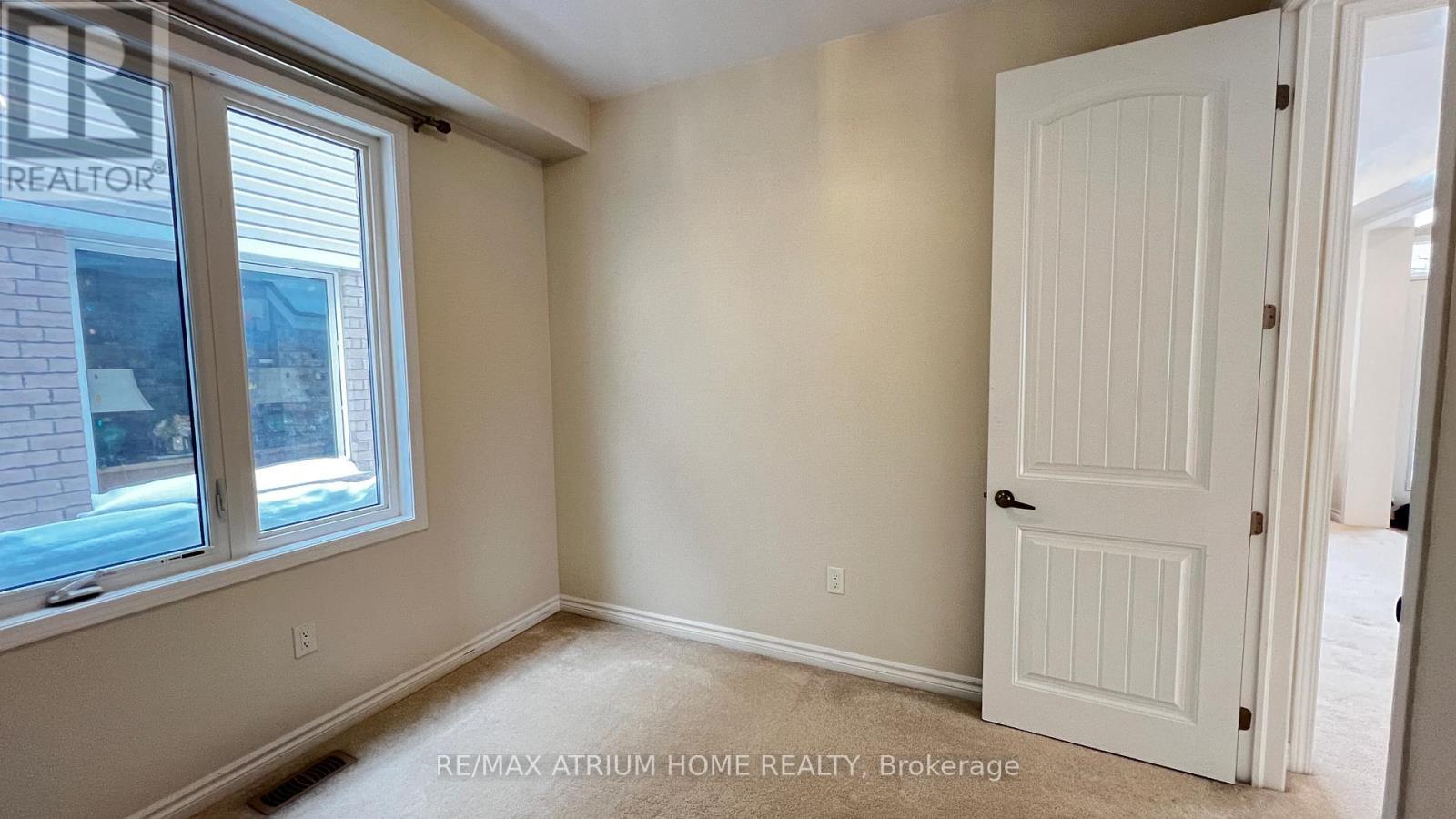 Den (Ground Floor) - 2 Forest Grove Lane, Kitchener, ON - Indoor Photo Showing Other Room