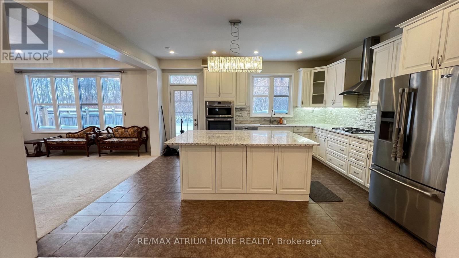 Kitchen - 2 Forest Grove Lane, Kitchener, ON - Indoor Photo Showing Kitchen