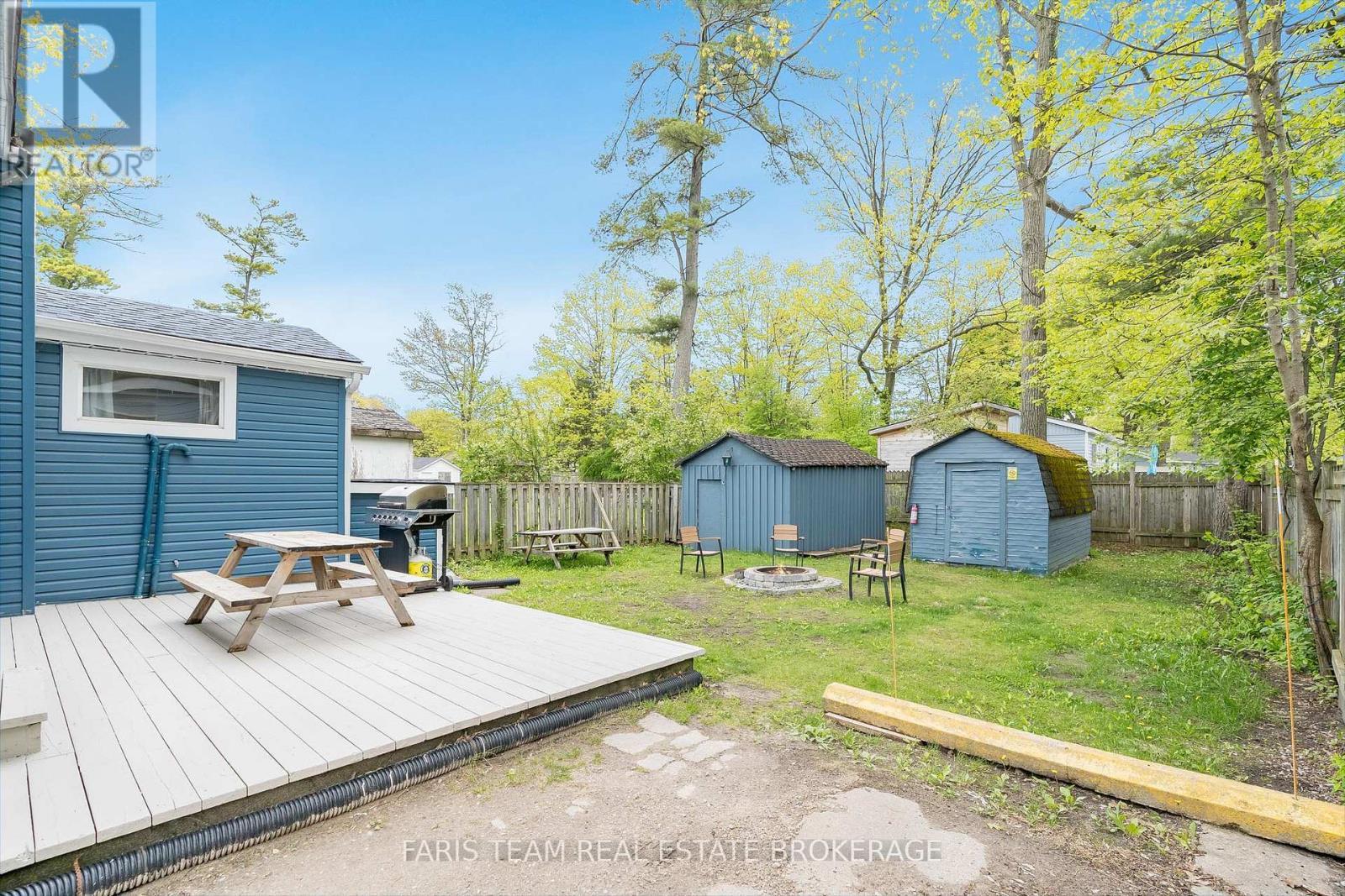 113 River Road E, Wasaga Beach, ON - Outdoor