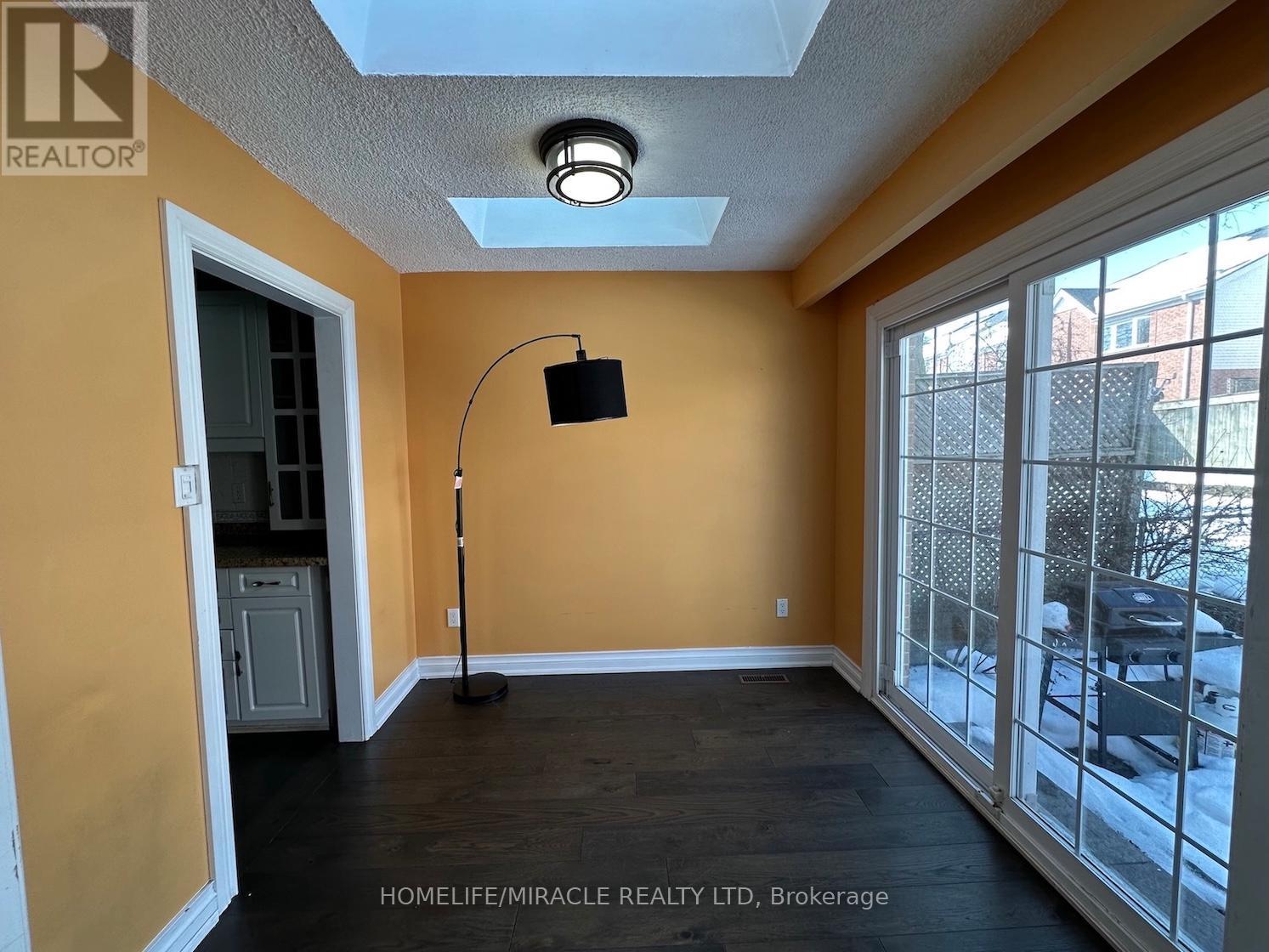 2064 Millway Gate, Mississauga, ON - Indoor Photo Showing Other Room