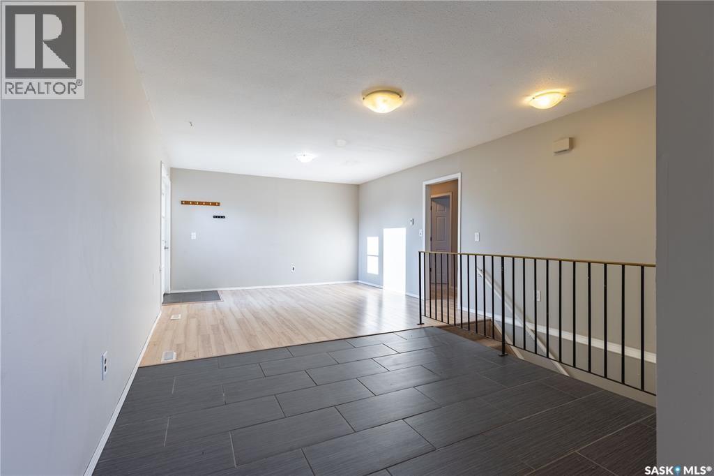 110 Main Street, Dalmeny, SK - Indoor Photo Showing Other Room
