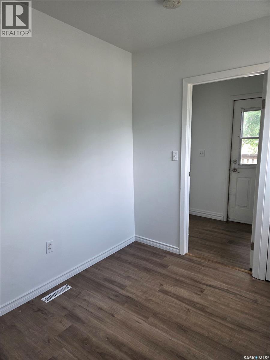 110 Main Street, Dalmeny, SK - Indoor Photo Showing Other Room