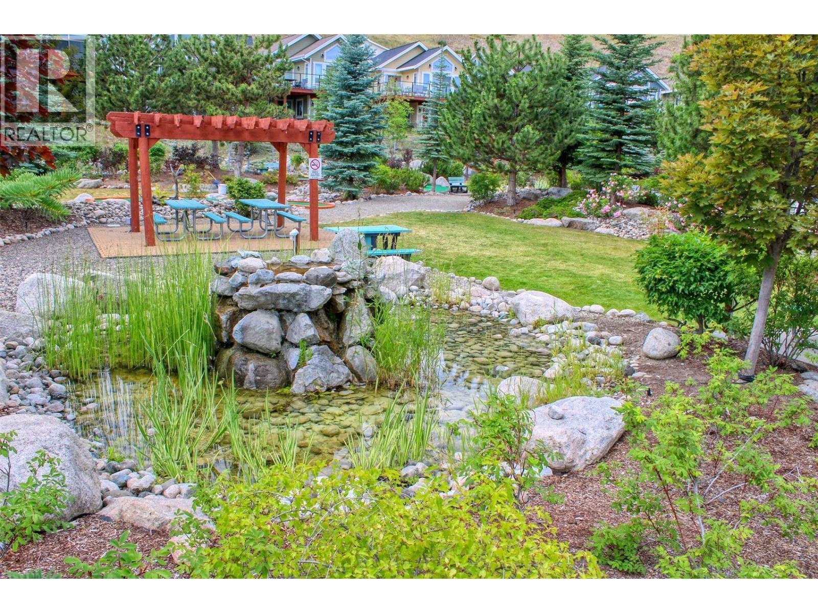 6742 Marbella Loop Unit# 302, Kelowna, BC - Outdoor