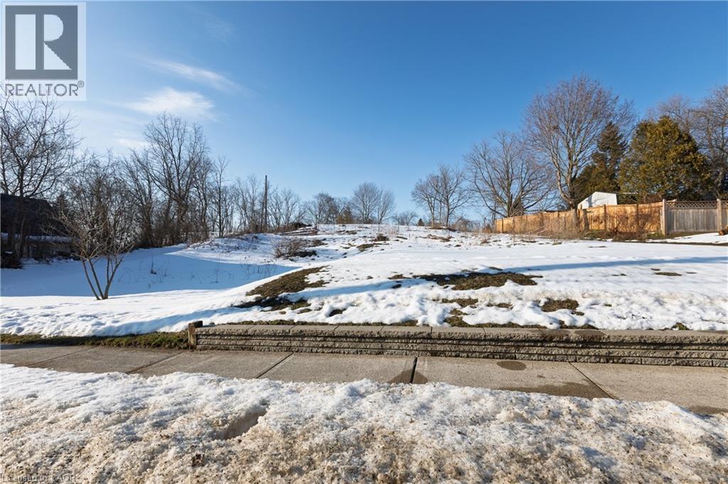 75 King Street E, Ingersoll, ON