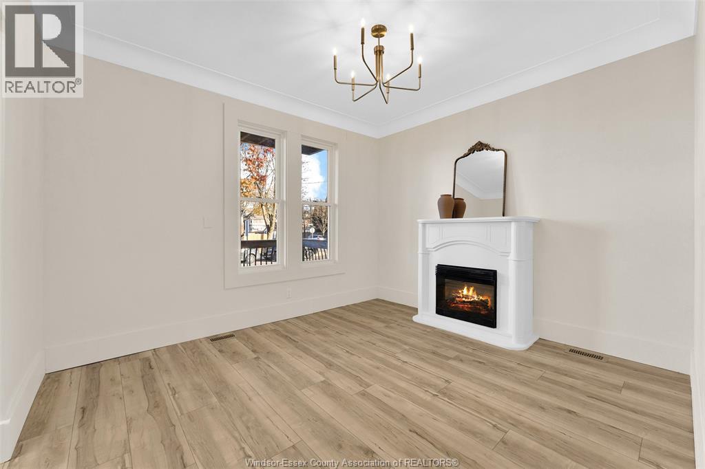 785 Hall #Main, Windsor, ON - Indoor With Fireplace