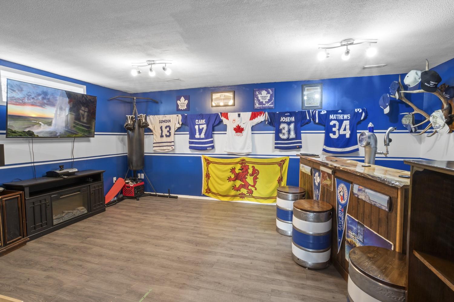 231 9Th Avenue, Creston, BC - Indoor