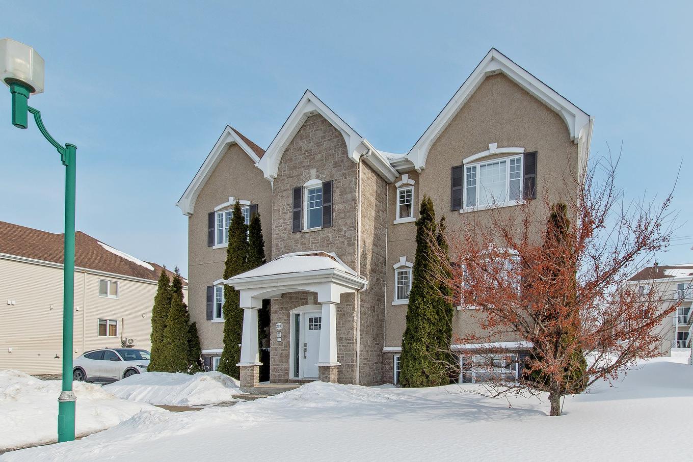 Frontage - 103-2333 Rue De L'Hortensia, Terrebonne (La Plaine), QC - Outdoor With Facade