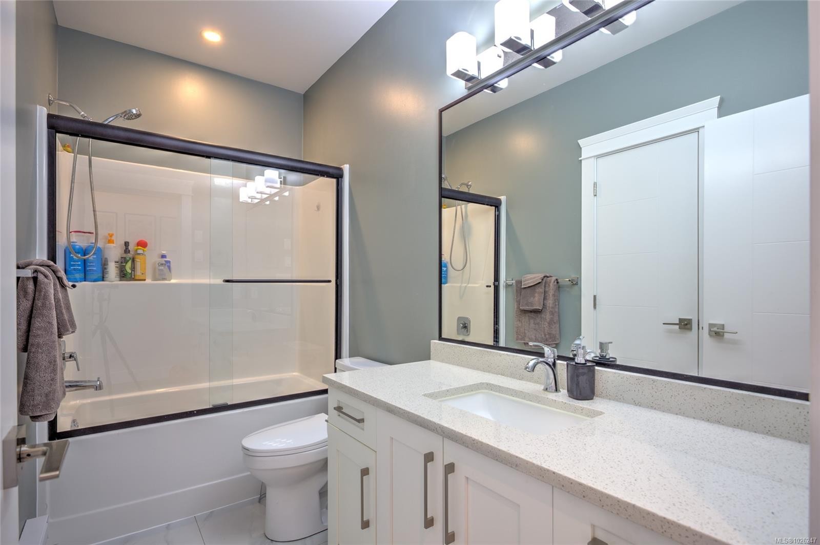 1218 Viewtop Rd, Duncan, BC