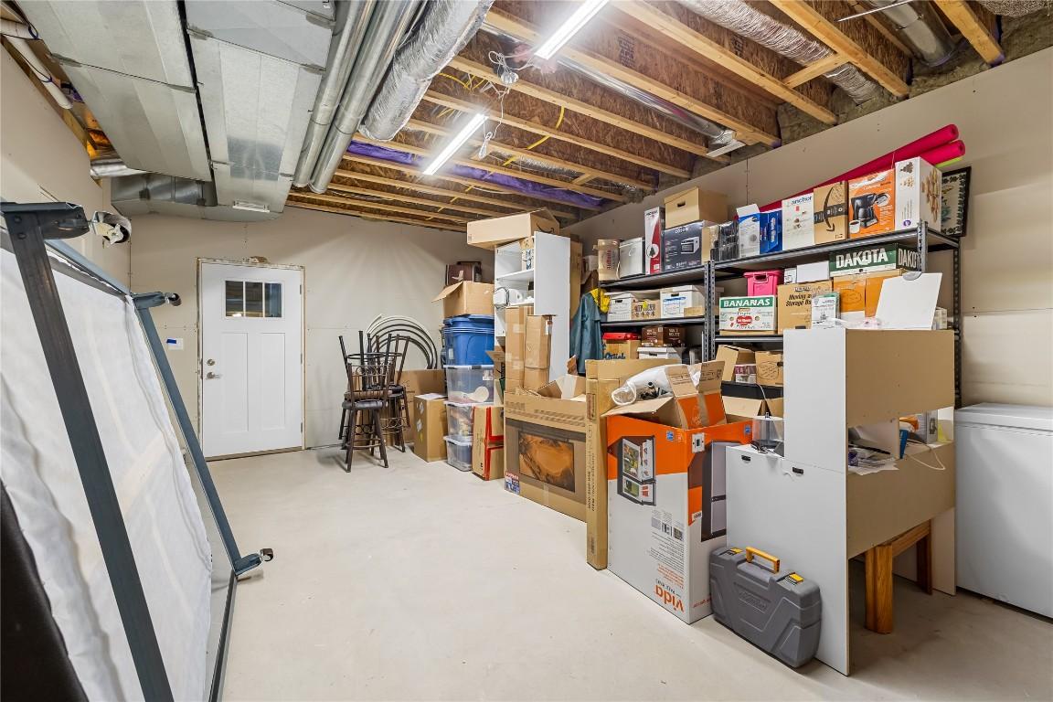 966 313Th Drive, Kimberley, BC - Indoor Photo Showing Basement