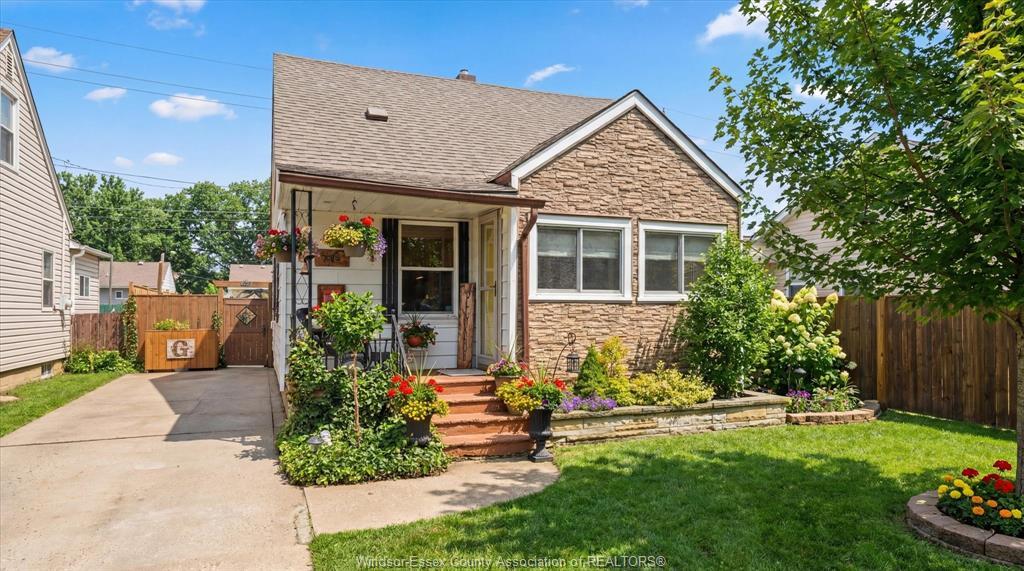 1845 Central, Windsor, ON