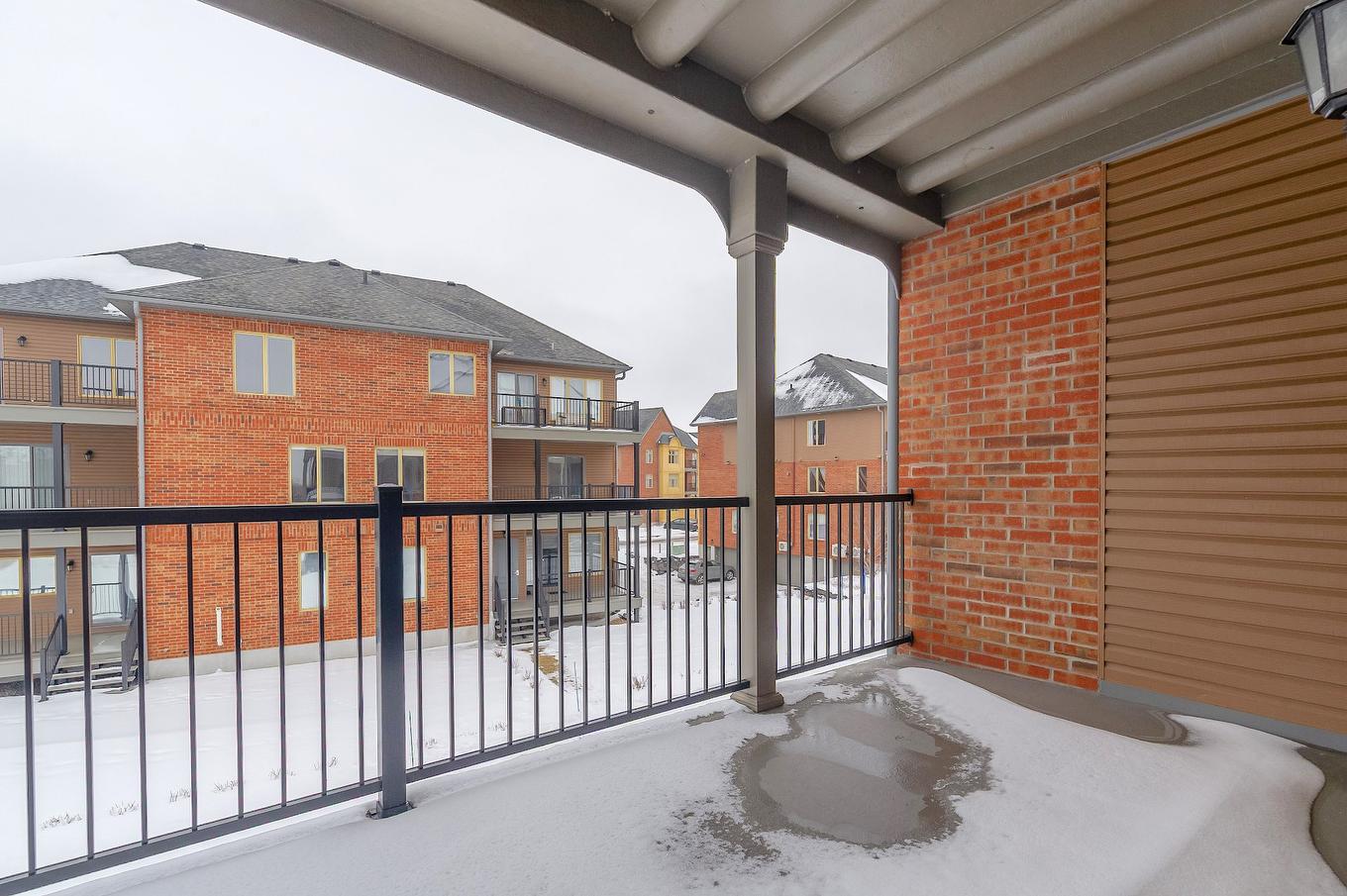 Balcon - 3-6100 Rue De Lusa, Brossard, QC - Outdoor With Exterior