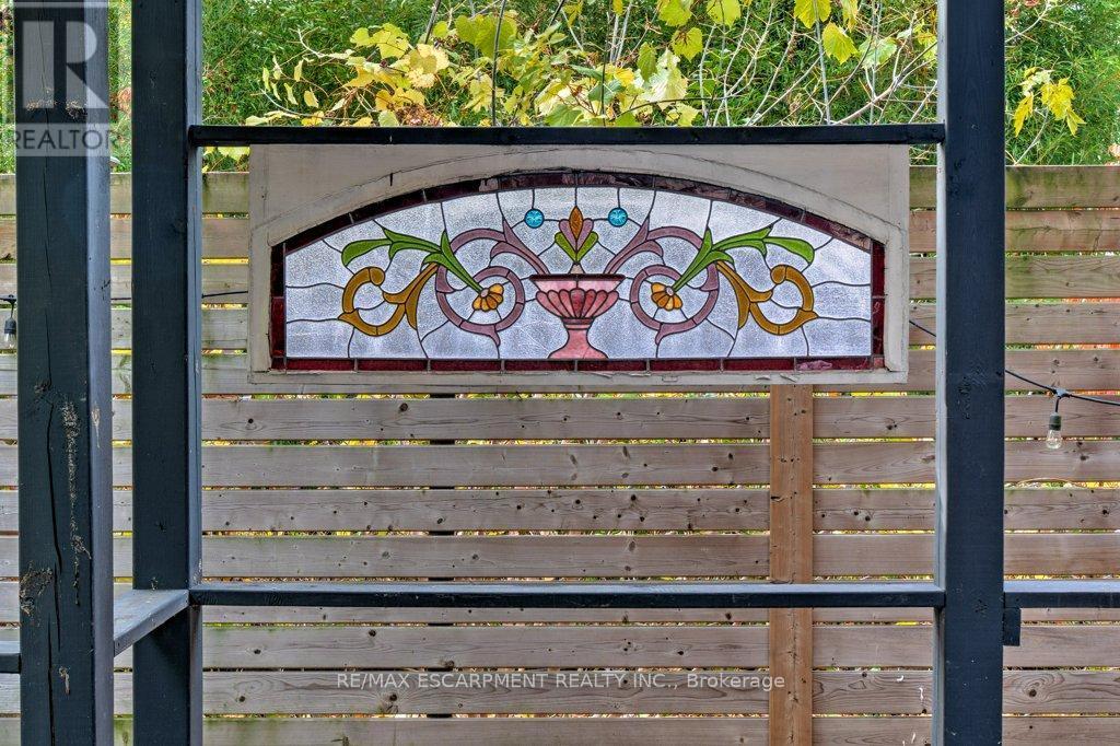 7 Homewood Avenue, Hamilton, ON -