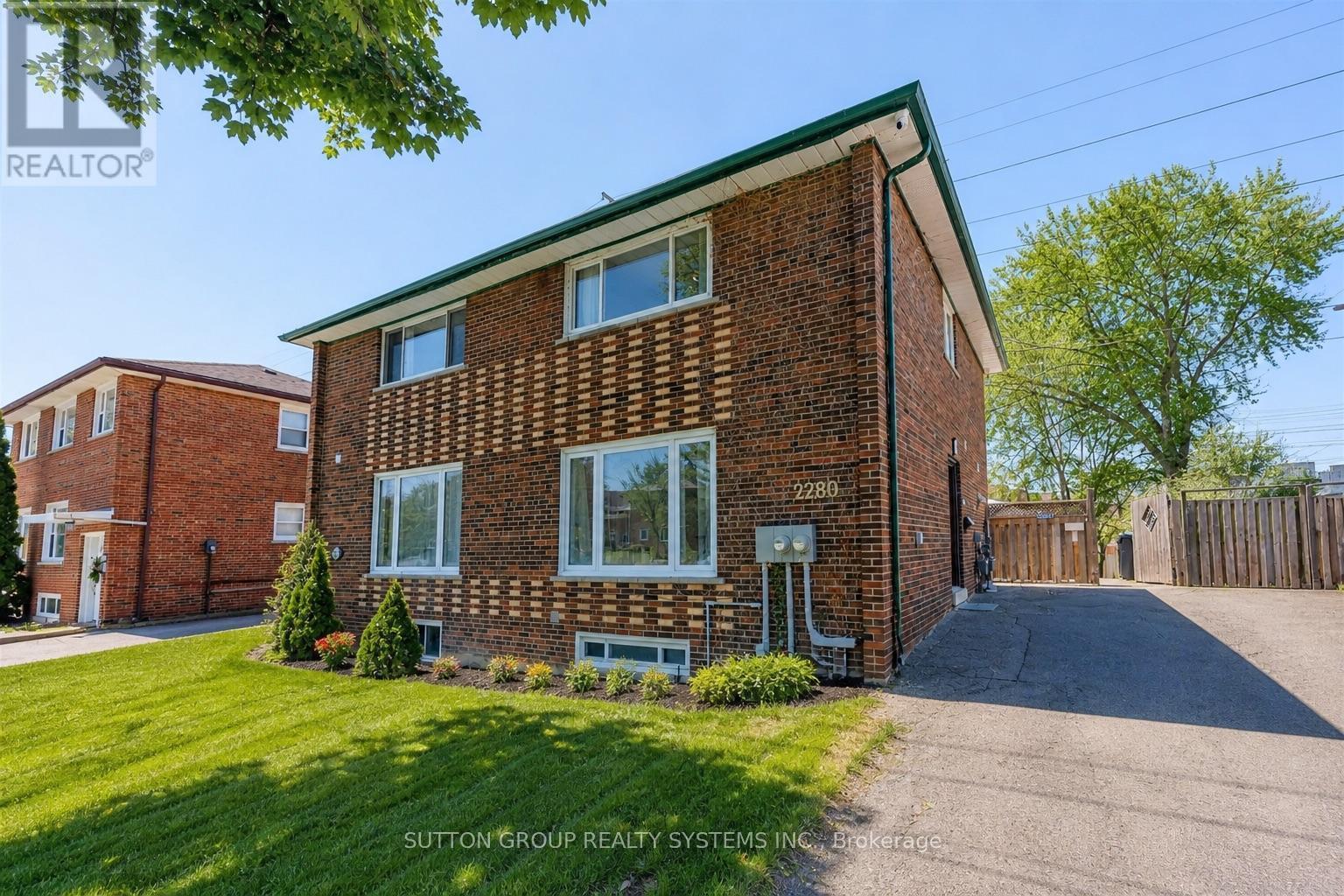 2280 Wiseman - Front - 2280 Wiseman Court, Mississauga, ON - Outdoor With Exterior