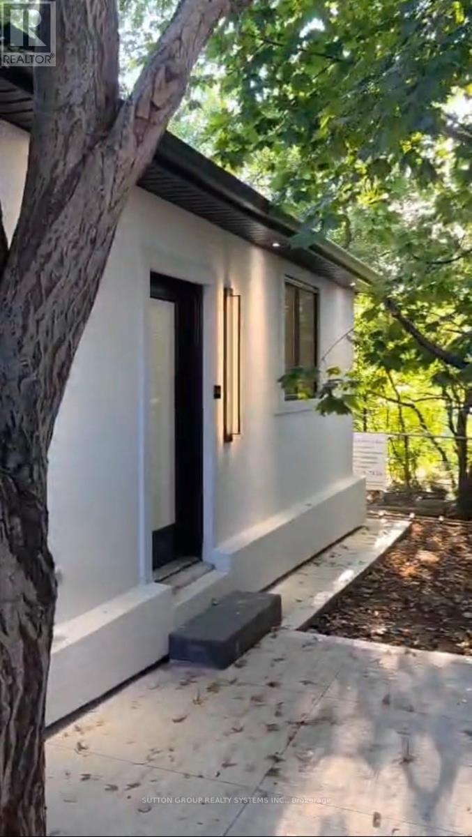 Garden Suite - Entrance - 2280 Wiseman Court, Mississauga, ON - Outdoor