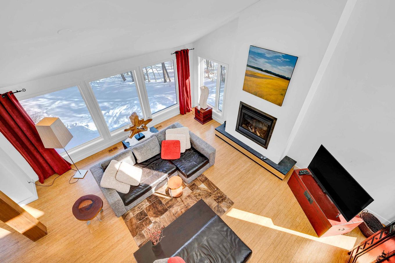 Overall view - 1575 Rue Du Mont-Hibou, Sainte-Adèle, QC - Indoor Photo Showing Other Room With Fireplace