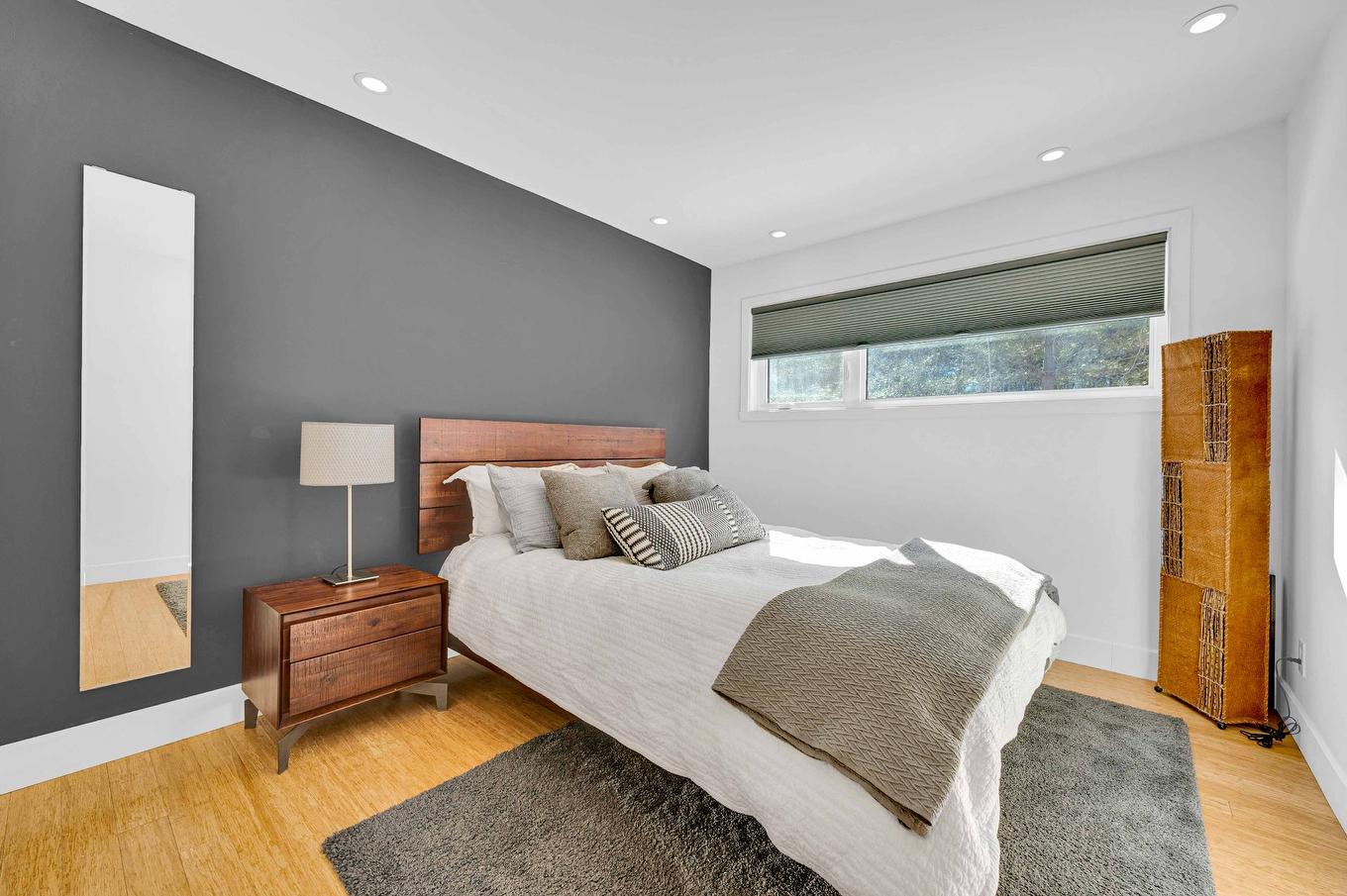 Bedroom - 1575 Rue Du Mont-Hibou, Sainte-Adèle, QC - Indoor Photo Showing Bedroom