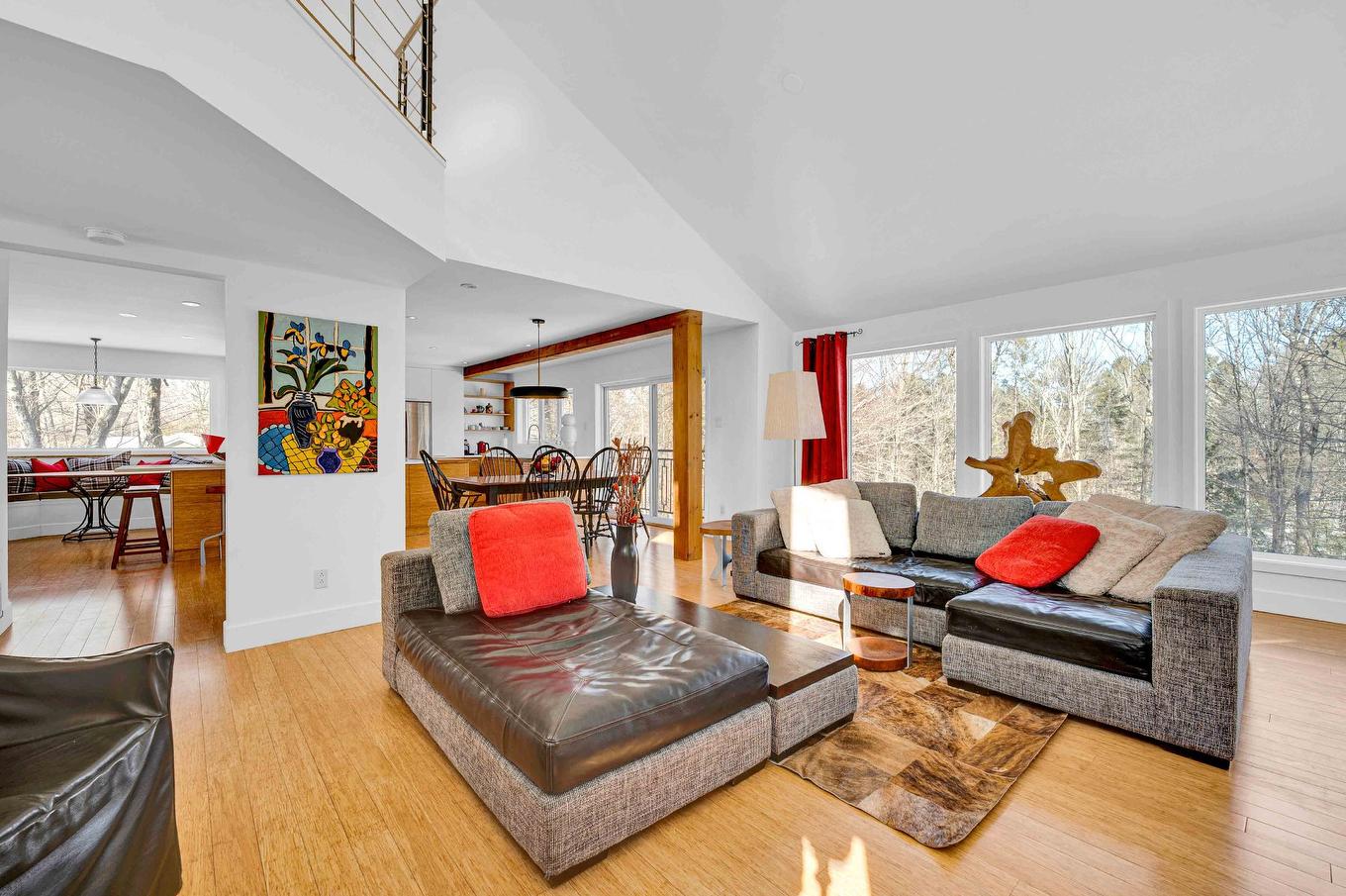 Living room - 1575 Rue Du Mont-Hibou, Sainte-Adèle, QC - Indoor Photo Showing Living Room