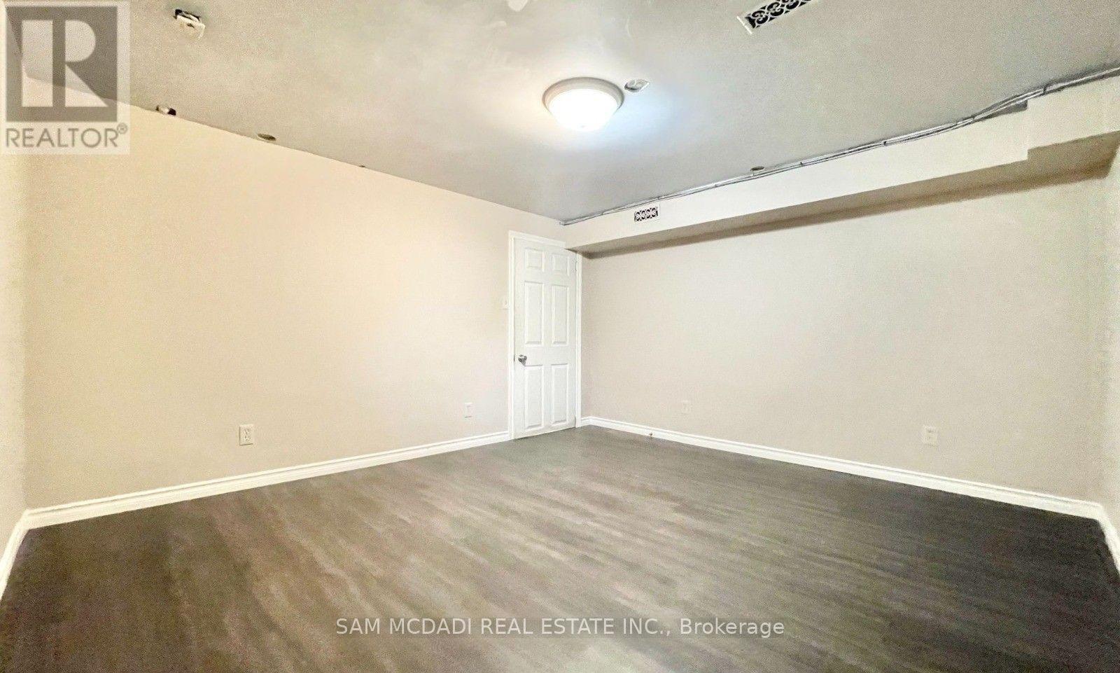 257 Thorncrest Drive, Waterloo, ON - Indoor Photo Showing Other Room