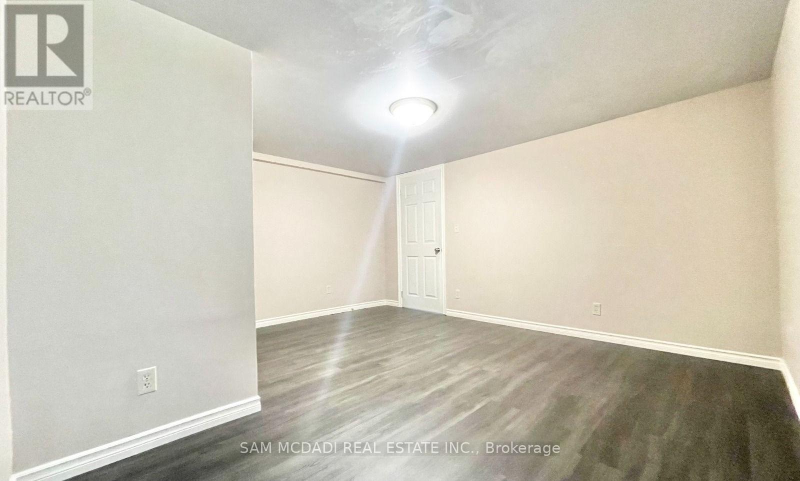 257 Thorncrest Drive, Waterloo, ON - Indoor Photo Showing Other Room