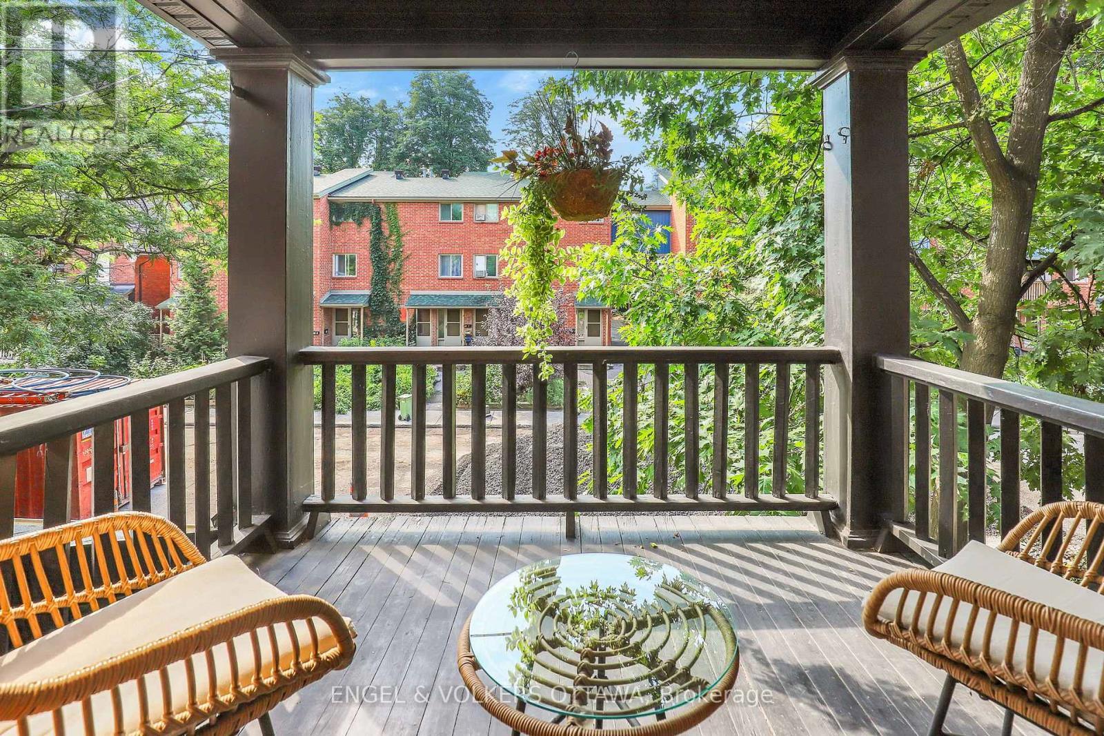 597 Maclaren Street, Ottawa, ON - Outdoor With Deck Patio Veranda With Exterior