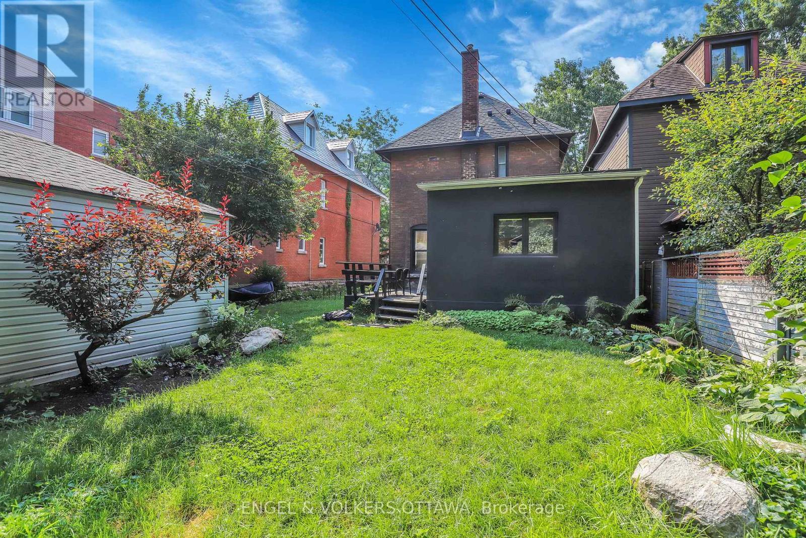597 Maclaren Street, Ottawa, ON - Outdoor