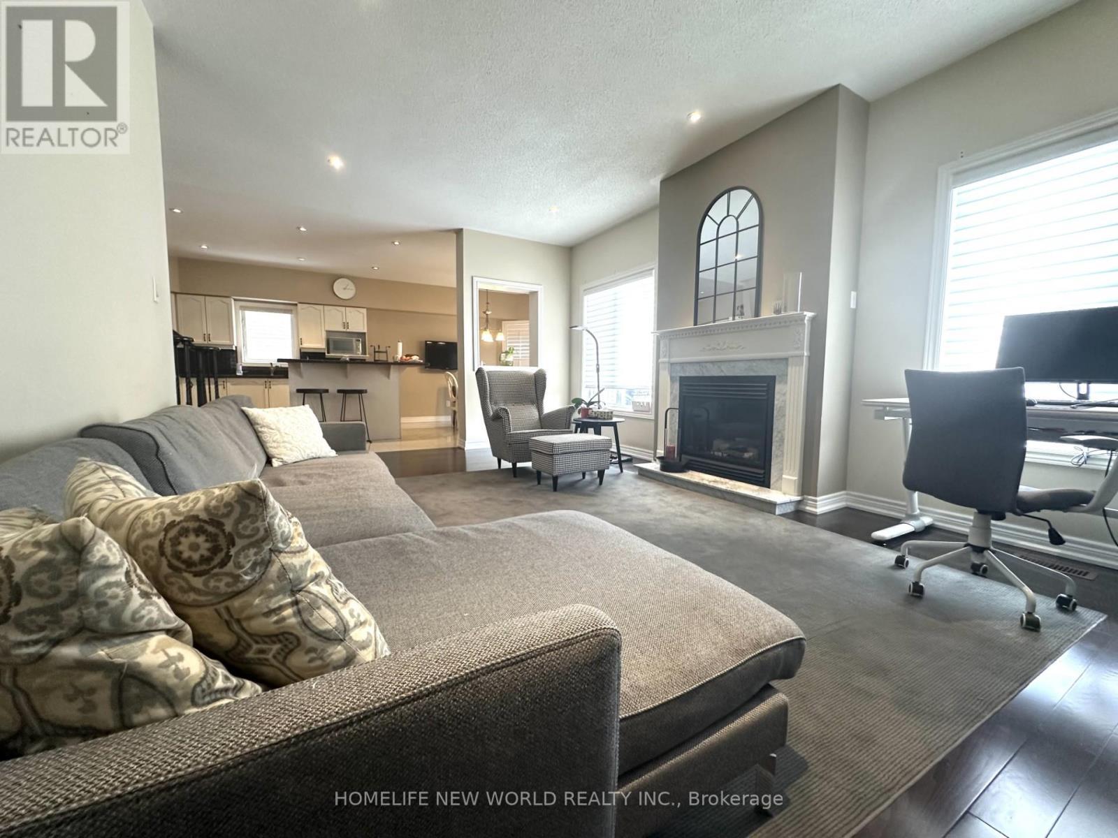 157 Farmstead Road, Richmond Hill, ON - Indoor Photo Showing Living Room With Fireplace