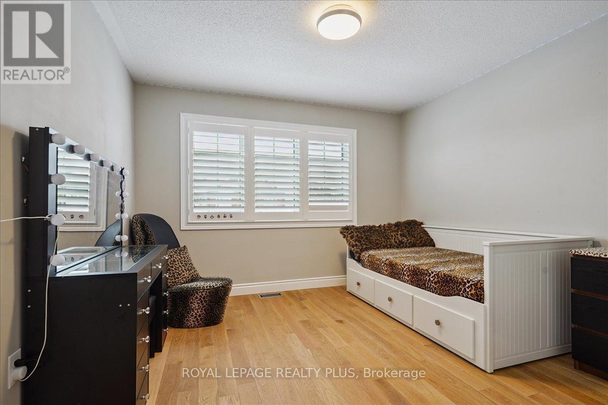 5300 Palmetto Place, Mississauga, ON - Indoor Photo Showing Other Room