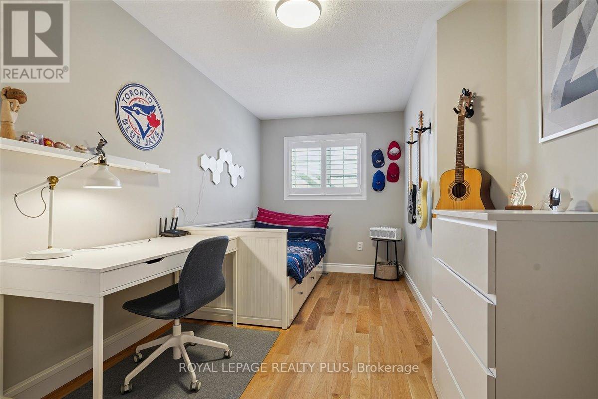 5300 Palmetto Place, Mississauga, ON - Indoor