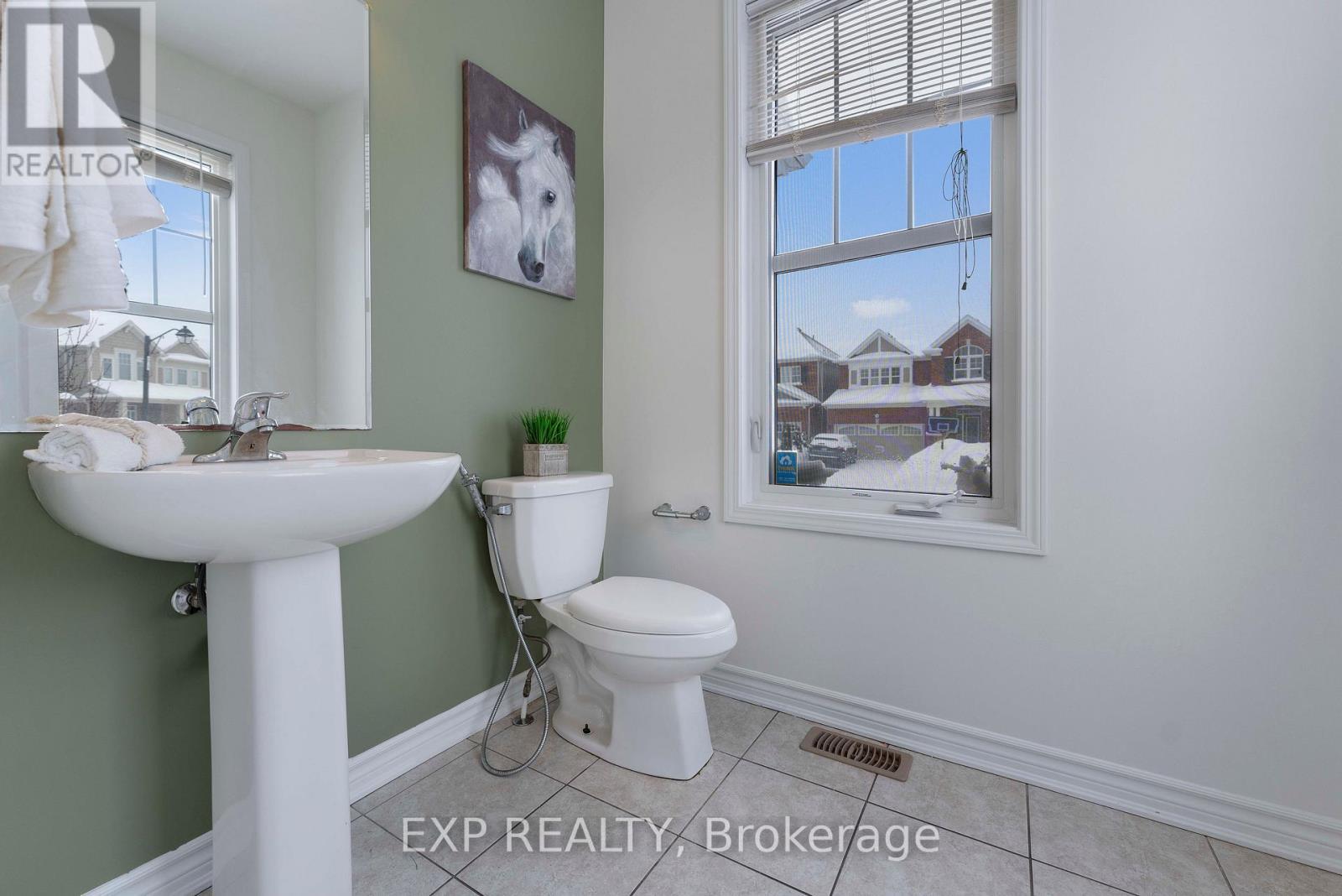203 Grovehill Crescent, Kitchener, ON - Indoor Photo Showing Bathroom