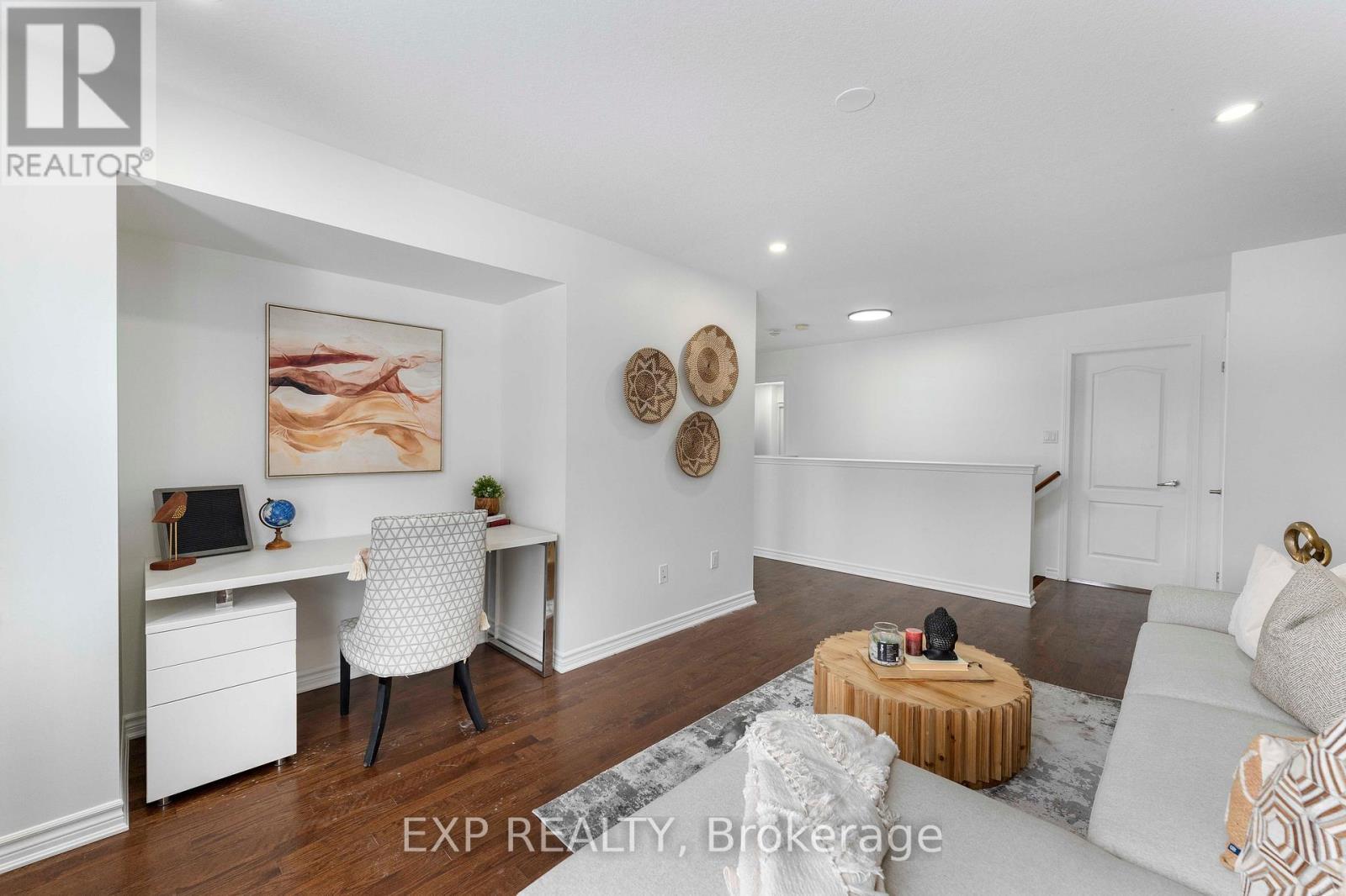 203 Grovehill Crescent, Kitchener, ON - Indoor