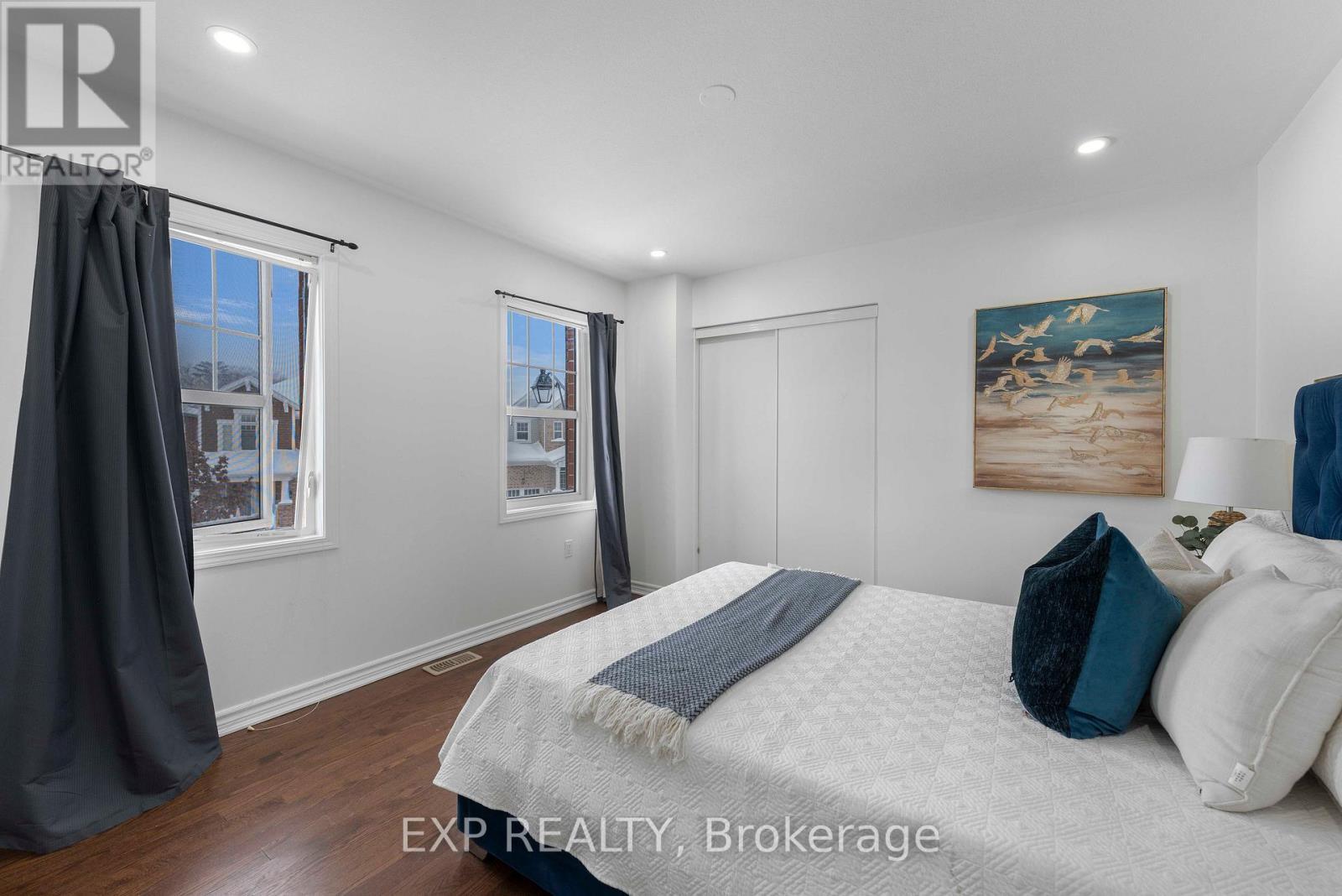 203 Grovehill Crescent, Kitchener, ON - Indoor Photo Showing Bedroom