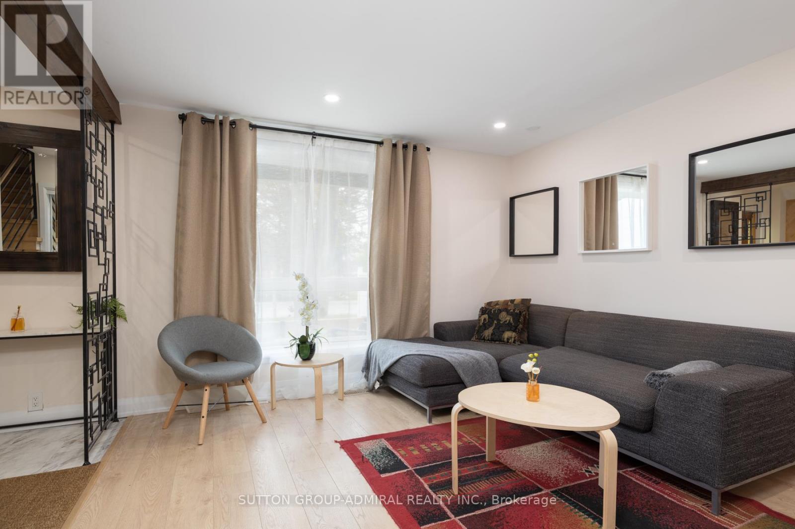 70 Belleville Street, Prince Edward County, ON - Indoor Photo Showing Living Room
