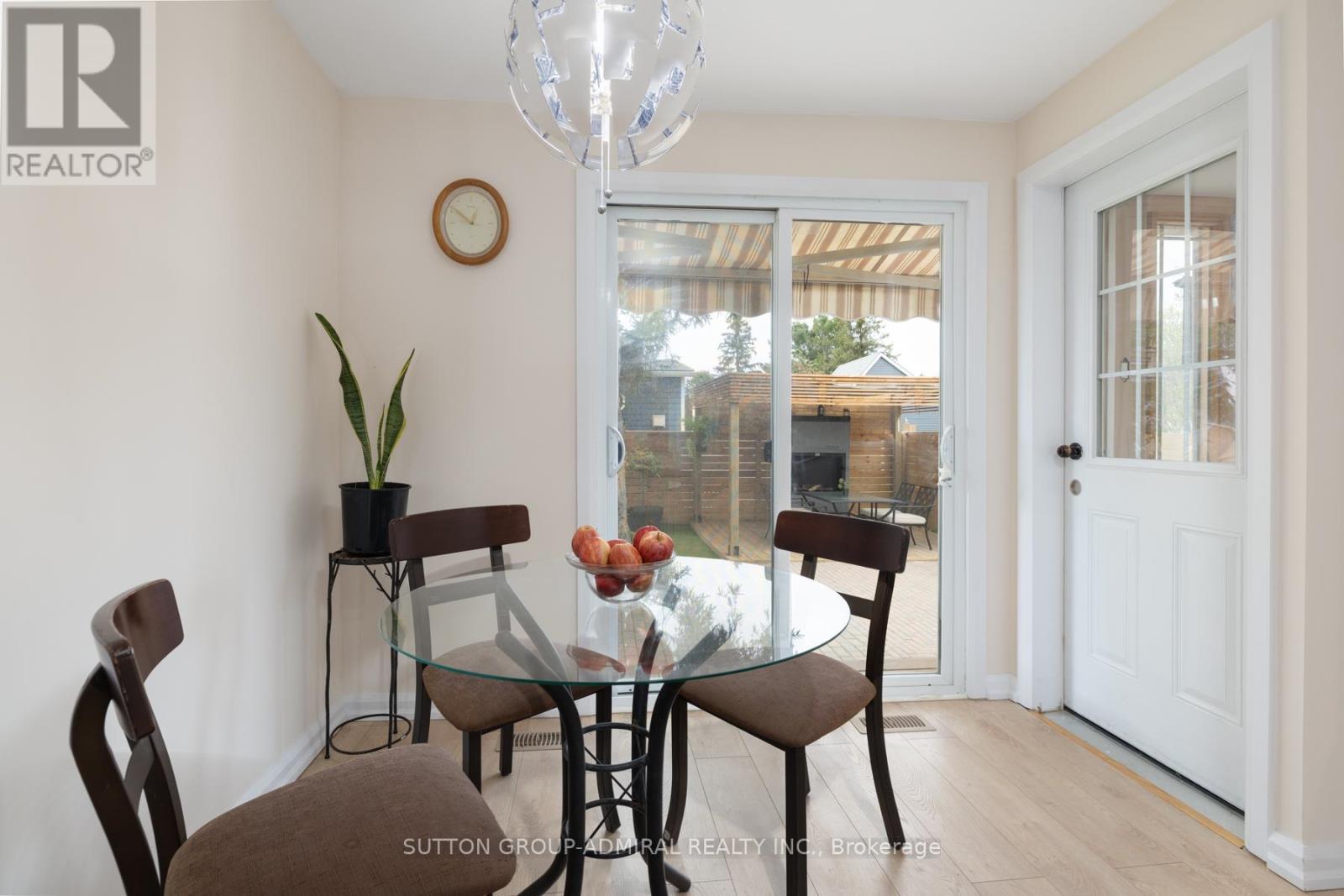 70 Belleville Street, Prince Edward County, ON - Indoor Photo Showing Dining Room