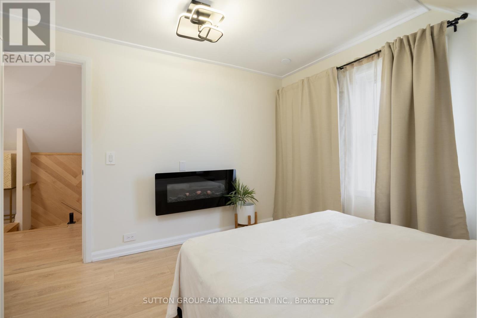 70 Belleville Street, Prince Edward County, ON - Indoor Photo Showing Bedroom