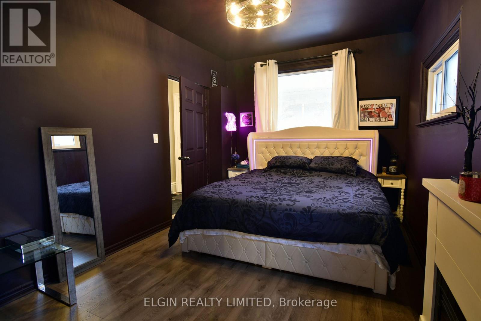 57 Scott Street, St. Thomas, ON - Indoor Photo Showing Bedroom