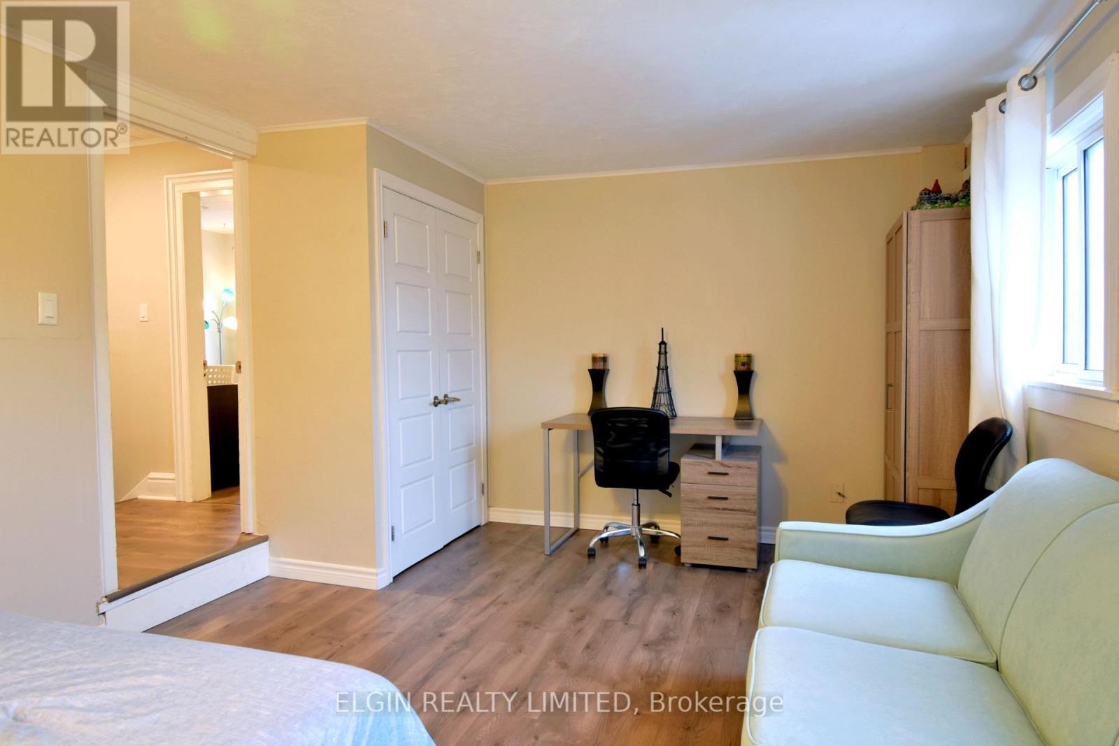 57 Scott Street, St. Thomas, ON - Indoor Photo Showing Bedroom