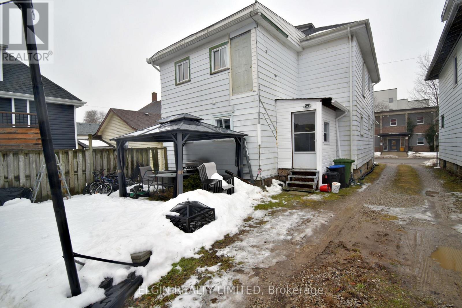 57 Scott Street, St. Thomas, ON - Outdoor