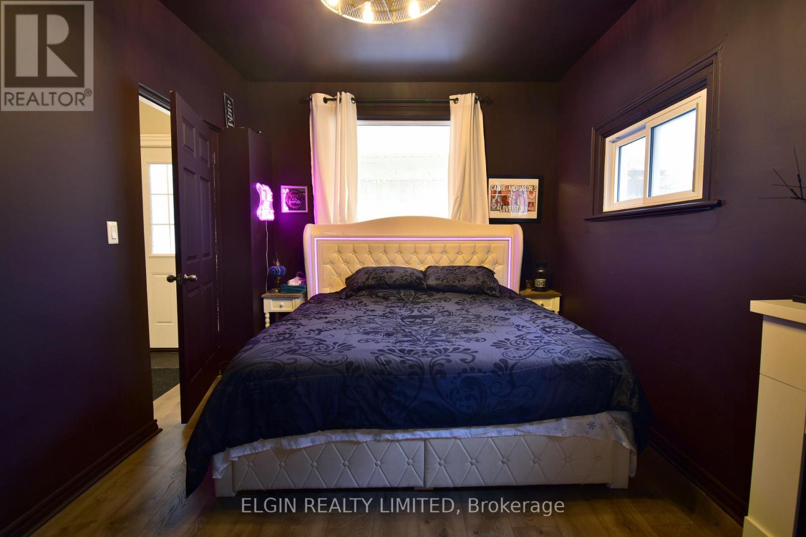 57 Scott Street, St. Thomas, ON - Indoor Photo Showing Bedroom