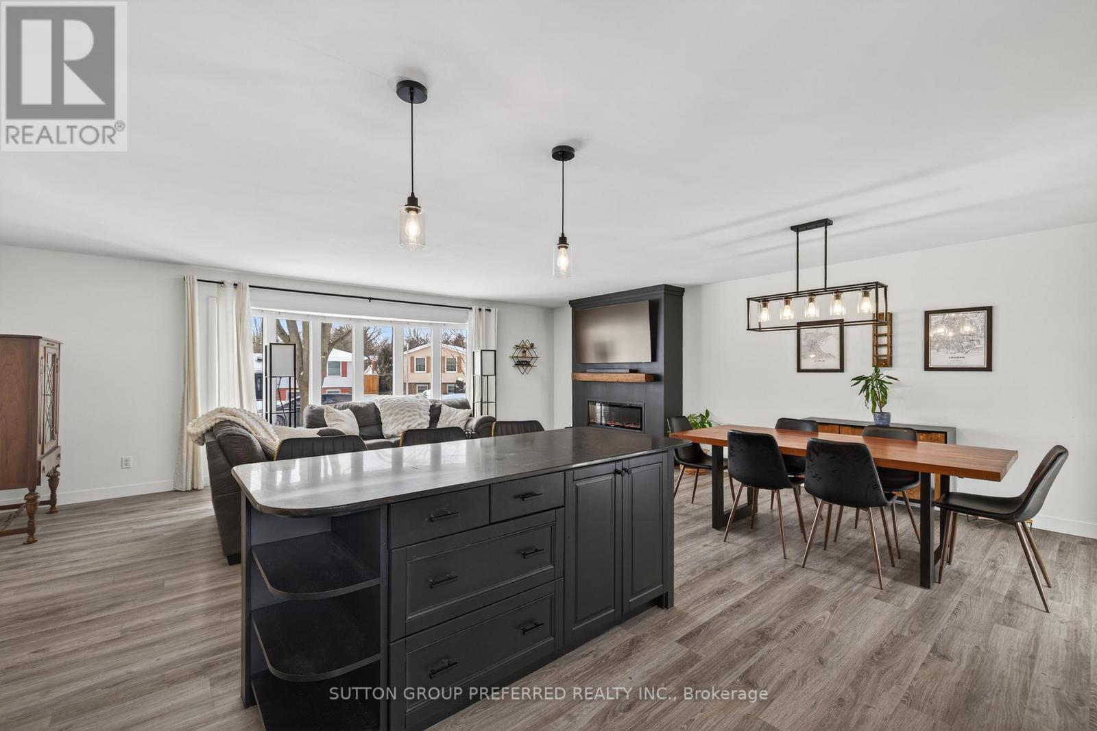 44 Cumberland Crescent, London North (North G), ON - Indoor