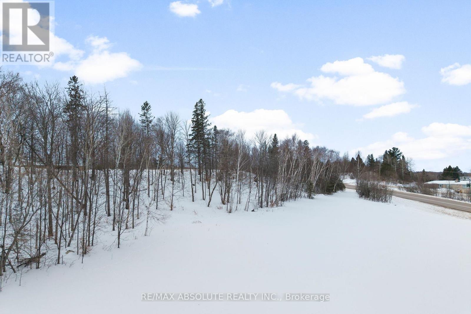 6 Lowe Court, Whitewater Region, ON