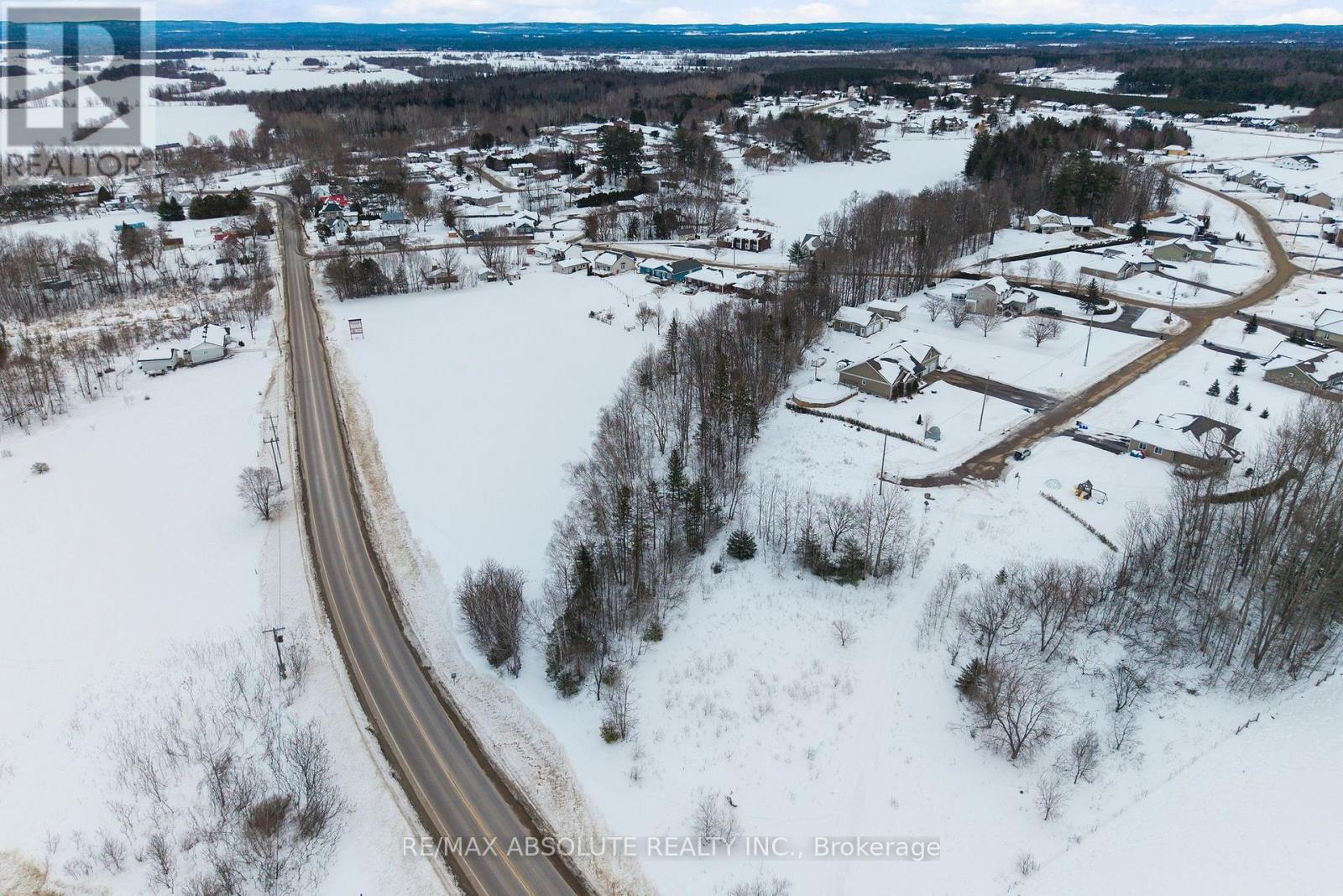 6 Lowe Court, Whitewater Region, ON