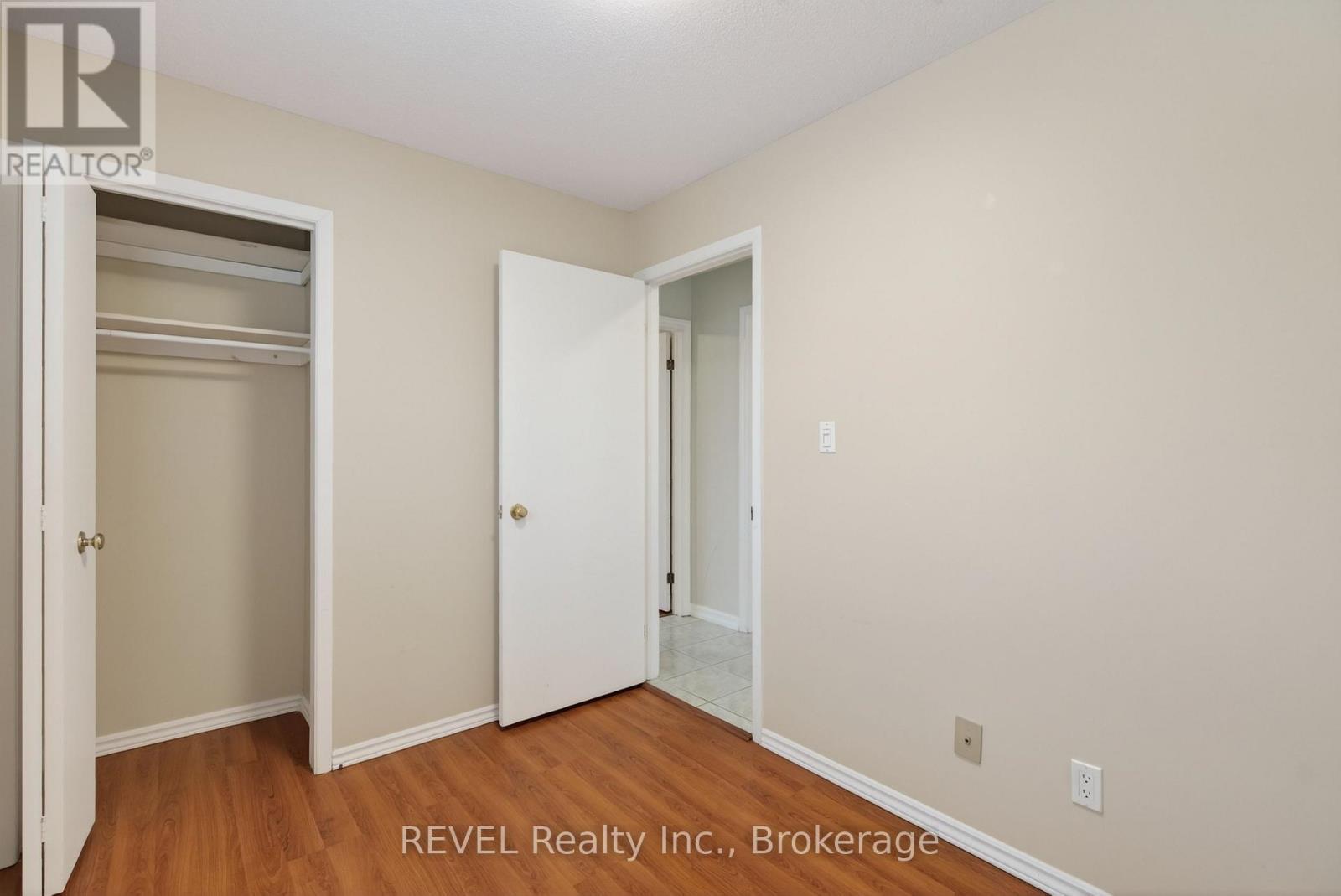 Upper - 6166 Wildrose Crescent, Niagara Falls (Oldfield), ON - Indoor Photo Showing Other Room