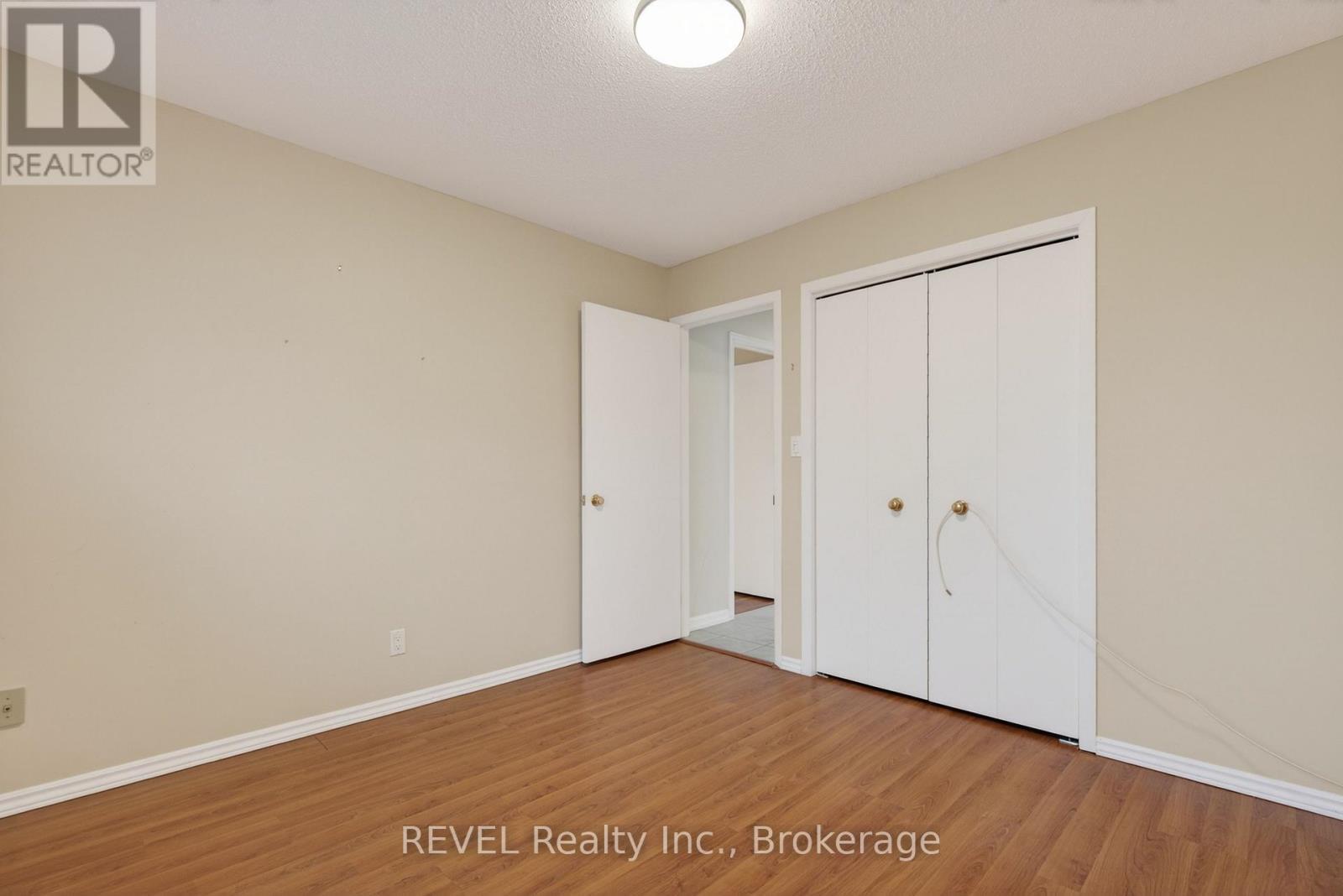 Upper - 6166 Wildrose Crescent, Niagara Falls (Oldfield), ON - Indoor Photo Showing Other Room