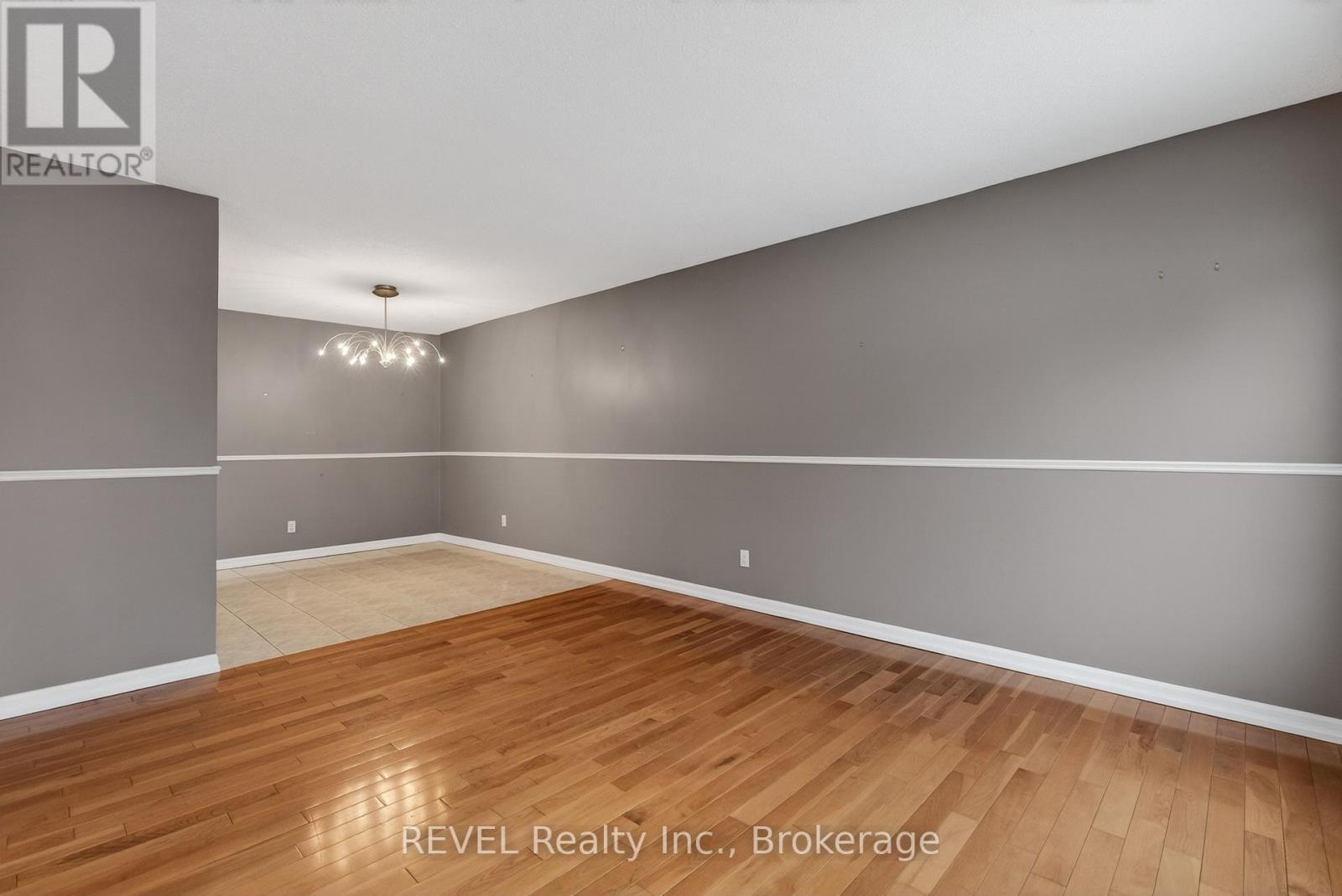 Upper - 6166 Wildrose Crescent, Niagara Falls (Oldfield), ON - Indoor Photo Showing Other Room