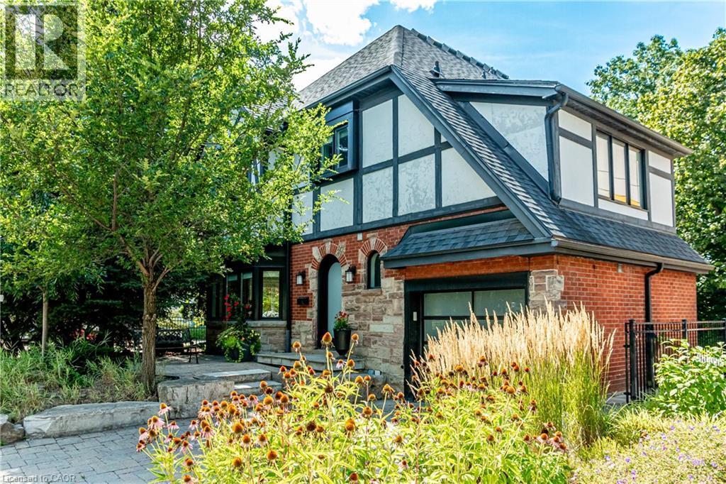 3 Oakwood Place, Hamilton, ON - Outdoor