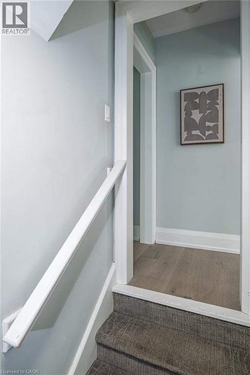 3 Oakwood Place, Hamilton, ON - Indoor Photo Showing Other Room