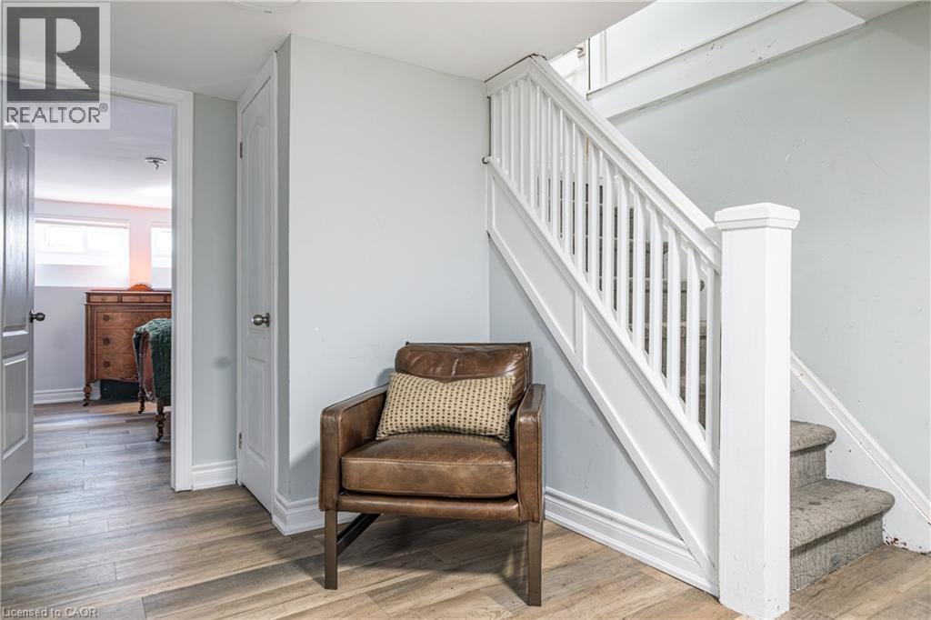 3 Oakwood Place, Hamilton, ON - Indoor Photo Showing Other Room