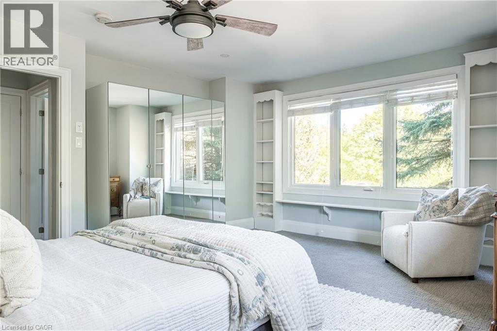 3 Oakwood Place, Hamilton, ON - Indoor Photo Showing Bedroom